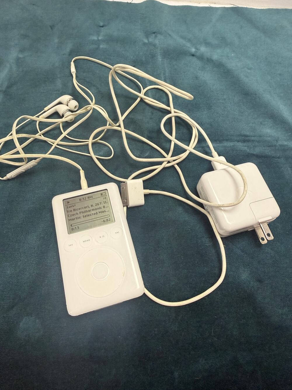 Apple iPod 4th Gen Classic 40GB A1040 Click Wheel Music Player Tested Works